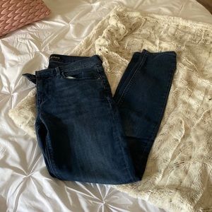 Express jeans. Dark wash. Mid rise.